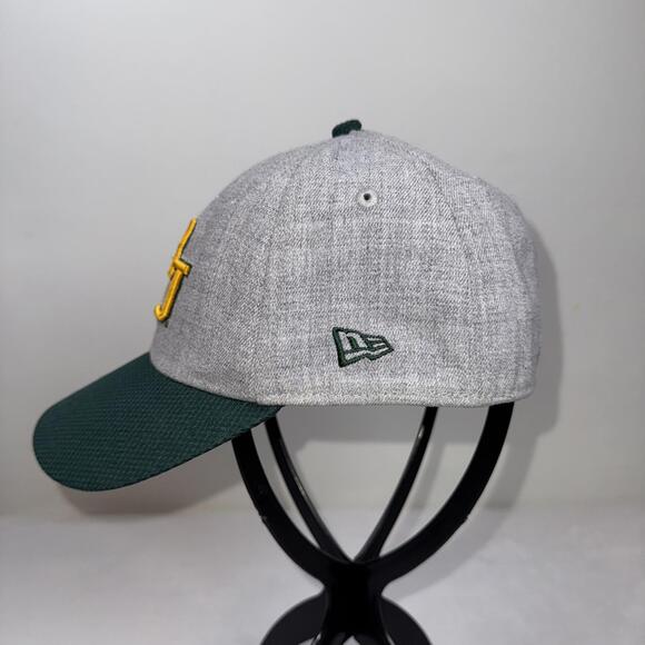 New Era 39Thirty Baylor Bears Flex Fit Youth Hat - Picture 4 of 6